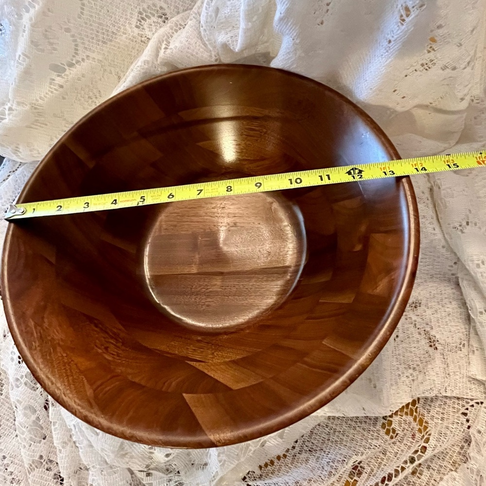 Vintage Decorative Walnut Salad Bowl Mid Century Modern - Picture 5 of 10